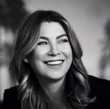Ellen kathleen pompeo was born in everett, massachusetts, to kathleen b. Ellen Pompeo Source Startseite Facebook