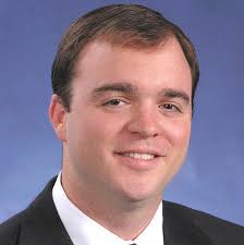 Avret promoted, Lanier hired at Sea Island Bank