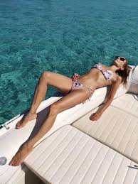 Emanuela Pacotto - Free pics, galleries & more at Babepedia