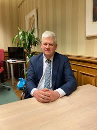 Maar mona keijzer wil wél (net als in 2012) de eerste vrouwelijke leider worden van de partij die nederlands eerste vrouwelijke minister (canon) leverde. Kamerlid Chris Van Dam Kiest Voor De Omtzigtroute En Hij Niet Alleen De Volkskrant