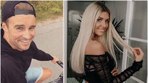 An anonymous source close to tyler g., age 28 during. Die Bachelorette 2019 Alexander Hindersmann Darum Nimmt Er Nochmal An Der Show Teil Sudwest Presse Online