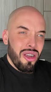 Muestra Amor con Dinero