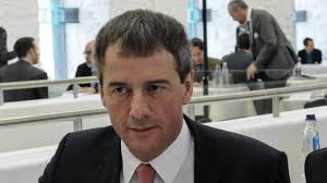 Listen and download steevy, stéphane moreau — en ti calin, stéphane moreau — pa pè dévwalé, stéphane moreau — di'w dé mo, stéphane moreau — di'w dé mo & more. Les Vraies Raisons Du Depart De Stephane Moreau Edition Digitale De Verviers