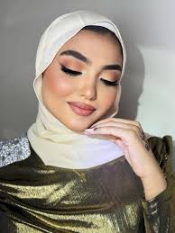 Egyptian make up artist answering skin care questions