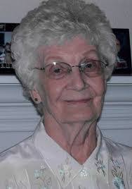 Carolyn Goldsmith's Instagram, Twitter & Facebook