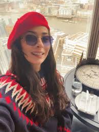 Londra'nın ilk postu yeni yıldan🥂