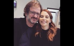 De acordo com informações, o suspeito era considerado foragido da justiça. Carlos M Cunha Ira Casar Se Com Namorada 26 Anos Mais Nova Que Ele Jornal Diario Online