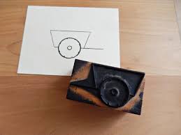 ancien tampon d ecolier en bois motif charrette tampon etsy tampon bois tampon charrette