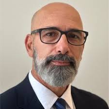 Mudanças na liderança de Oliver e Jellyfish