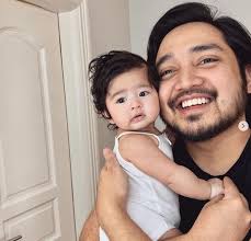 Berita gembira buat peminat izara aishah apabila pelakon itu selamat melahirkan cahaya mata perempuan pertama seberat. Izara Aishah Makin Cantik Anak Kini Sudah Berusia 6 Bulan Nona