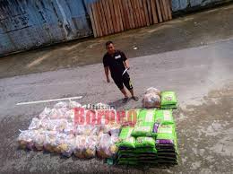 2.4 jkkk adalah jawatankuasa yang ditubuhkan oleh kerajaan negeri dan jkkkp oleh kerajaan persekutuan. Petugas Menghantar Bantuan Wajar Dihargai Sebagai Barisan Hadapan Utusan Borneo Online