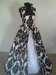 Image Result For White Renaissance Dress Winter Is Coming Renaissance Dresses Fashion Ball Gowns