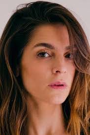 Alina Perkins's Instagram, Twitter & Facebook