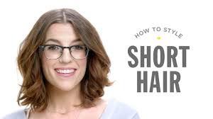 This is your easy blowout hair tutorial. Drybar Diy How To Blowout Short Hair Youtube