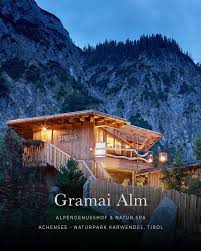 Die 12 Schonsten Hotels In Den Alpen Alpen Urlaub Urlaub Urlaub Reisen