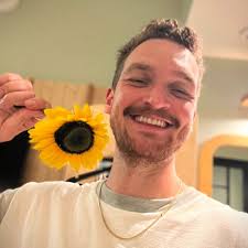 Stream 🌻 live in brooklyn by sunflwr