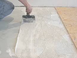 وضع ألواح الباركيه على الغراء