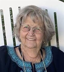 Lona Mason's Instagram, Twitter & Facebook