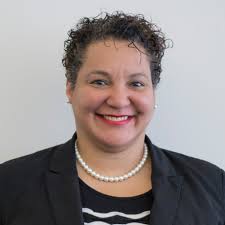 Alexander-Floyd, Nikol