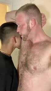 Armpits: Smells like your daddys, huh? - ThisVid.com