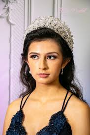 FAST SHIPPING! Silver Sparkling Tiara, Crystal Tiara, Wedding Tiara, Crown,  Princess Tiara, Quinceañera, Sweet 16 Tiara, Bridal Tiara