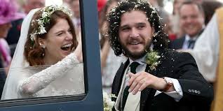 Doch momentan steht die gebürtige griechin aus einem anderen grund. Kit Harington Und Rose Leslie Haben Geheiratet Rheinische Anzeigenblaetter De