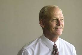 Roeder to retire in March