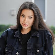 Laziza Mukhamedova (@itslaziza) • Instagram photos and videos