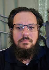 I'm looking for recommendations for barbers that specialize in beards and  long hair. I'm kinda digging my Tarzan vibe, but tightening it up wouldn't  hurt! Thanks in advance 🫶