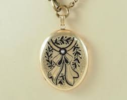 Antique Victorian Gold Filled Locket Back Pendant, Sentimental or Mourning  Locket, Language of Flowers, Rose of Sharon, Germany 1870s