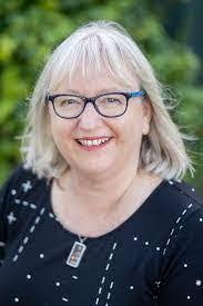 Sonya Talbot's Instagram, Twitter & Facebook