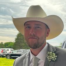 Kasey Richardson's Instagram, Twitter & Facebook