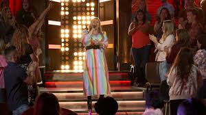 #8 will make you belt it out in the shower. Kelly Clarkson Cover Songs The Best Of Kellyoke Ranked Entertainment Tonight