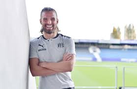 Santos futebol clube‏verified account @santosfc 6m6 minutes ago. Vollzug Christian Santos Unterschreibt Beim Vfl Osnabruck Vfl