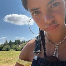 Lena Wilkinson's Instagram, Twitter & Facebook