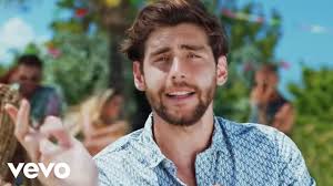An expanded version of the deluxe edition of the album, subtitled versión extendida, was released on 10 may 2019.it features three new songs, loca, la libertad and taro. Alvaro Soler