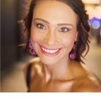 Elizabeth Apfelbaum's Instagram, Twitter & Facebook