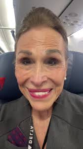 HAPPY SATURDAY #backyardjourneys #prayforpeace #beautifulday #delta  #travelingflightattendant #mamahenn #kindness #FYP