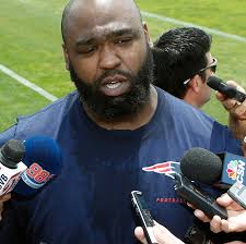 Former Patriot DT Tommy Kelly Signs with Arizona Cardinals