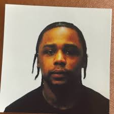 Waterbury Police are investigating after a stabbing at an apartment complex  that left one man dead and another hospitalized ⬇️