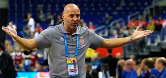 Daha çok küçüktüm, basketbolu sevmiyordum. Kaodaqxr6blgam