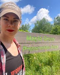 One of my favorite places in Maple Grove is Forest Preservation Area B.  This is one of our Maple Grove Parks and Recreation passive parks, which  means it's not intended to have