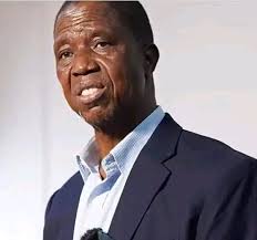 Manasseh Azure Awuni writes: One president receives a petition of alleged  misconduct against a chief justice he appointed, and the petition is  dismissed. It doesn't go through the hearing process. Another president