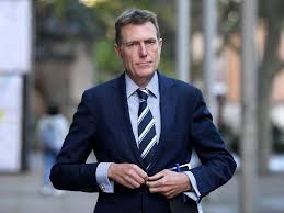 Charles christian porter (11 temmuz 1970 doğumlu), 2021'den beri sanayi, i̇novasyon ve bilim bakanı olarak görev yapan ve 2013'ten beri. New Ministers Face Challenging Time Ahead Port Macquarie News Port Macquarie Nsw