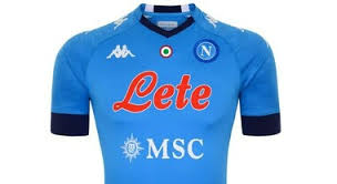 Maglia + calzerotti psg 2021/2022 champions league. Napoli La Maglia 2021 E Gia Online Nuovi Colori E La Patch Della Coppa Il Mattino It