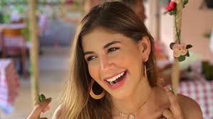 الحلقة 1 2021 شاهد الان. Ù…Ù„Ùƒ Ù‚ÙˆØ±Ø© ØªØ®Ø·Ù Ø£Ù†Ø¸Ø§Ø± Ù…ØªØ§Ø¨Ø¹ÙŠÙ‡Ø§ Ø¨Ø¥Ø·Ù„Ø§Ù„Ø© ØµÙŠÙÙŠØ© Ø¹Ù„Ù‰ Ø§Ù„Ø£Ø±Ø¬ÙˆØ­Ø© Ø¯Ø§Ø± Ø§Ù„Ù‡Ù„Ø§Ù„