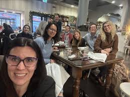 Presenti e pronti ad imparare cose nuove e a lanciarci in nuovi progetti,  perché i più grandi successi sono sempre figli della collaborazione e della  sinergia tra persone che ci mettono passione