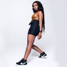 Kamogelo mphela, 20, the featured voice and dancer behind the amapiano hit songs sukendleleni and labantwana ama uber, is riding on her new found fame as the queen of the dancefloor. Kamo Mphela Biography Music Dancing Outfits Boyfriend Net Worth