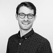 Genna Foster's Instagram, Twitter & Facebook