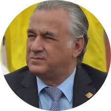 Don Nassim Joaquín Ibarra fue gran amigo de mi padre. Los abrazo con afecto  @CarlosJoaquin @JoaquinColdwell